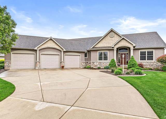 Property at 20288 Deer Path Ct, Goshen, IN 46528, 5 beds, 3 baths