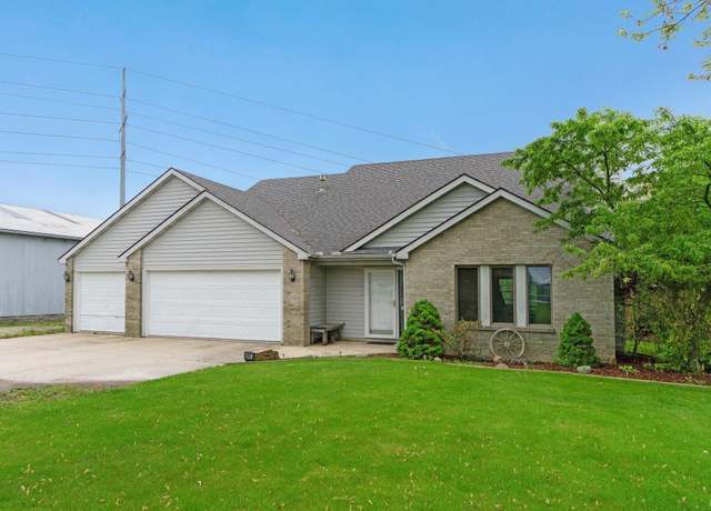 Property at 12008 Coldwater Rd, Fort Wayne, IN 46845, 3 beds, 2.5 baths