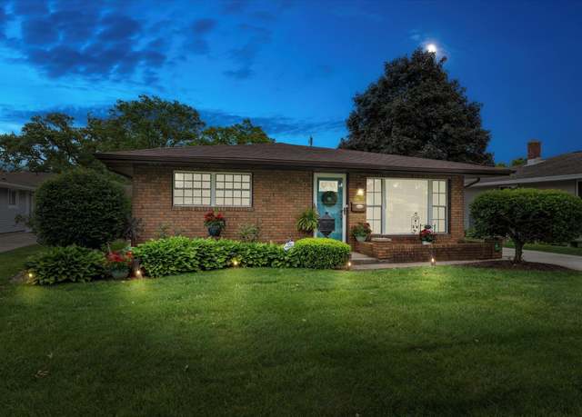 Property at 210 N Tuxedo Dr, South Bend, IN 46615, 4 beds, 1.5 baths