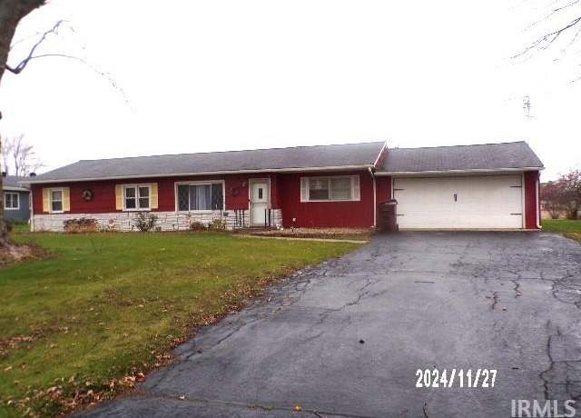 Property at 607 Allen Dr, Sweetser, IN 46987, 3 beds, 2 baths