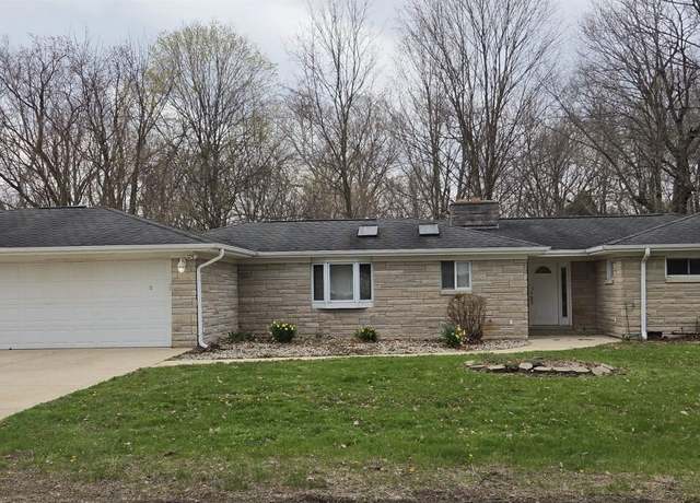 Property at 115 Pineview Ln Ln, Lafayette, IN 47905, 5 beds, 2 baths