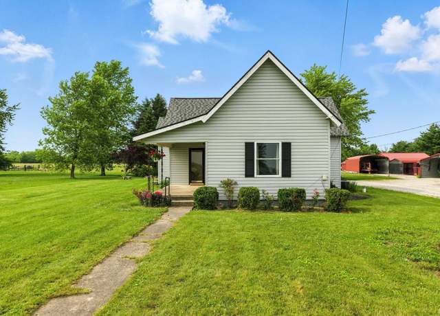 Property at 512 E Pike St, Kirklin, IN 46050, 2 beds, 1 bath