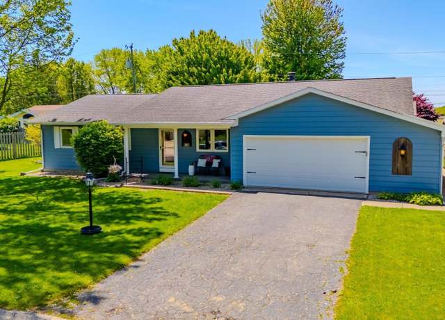Property at 1918 Mckibben St, Wabash, IN 46992, 3 beds, 2 baths