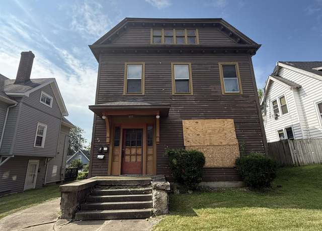Property at 613 W Spencer Ave, Marion, IN 46952, 10 beds, 4 baths