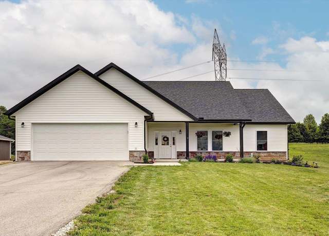 Property at 4022 Eagle Dr, Gosport, IN 47433, 3 beds, 2 baths