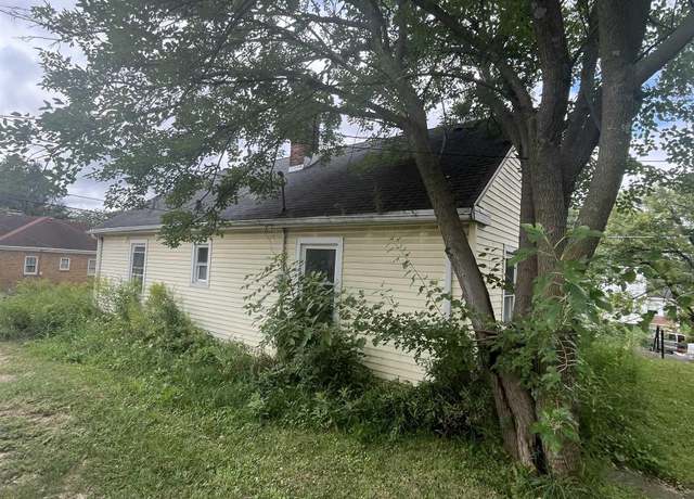 Property at 1222 Irving Way, Anderson, IN 46016, 2 beds, 1 bath