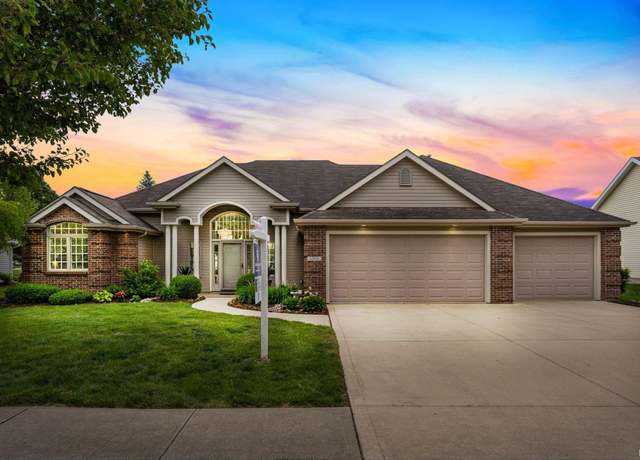 Property at 12816 Schooner Dr, Fort Wayne, IN 46845, 3 beds, 2.5 baths