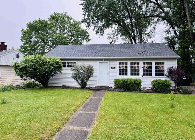 Property at 1005 Elm St, Plymouth, IN 46563, 3 beds, 1 bath