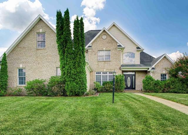 Property at 10630 Bernadette Dr, Evansville, IN 47725, 4 beds, 2.5 baths