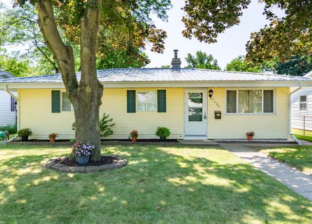 Property at 1131 Mcpherson St, Elkhart, IN 46514, 3 beds, 1 bath