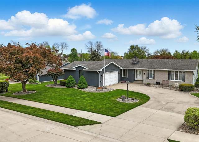 Property at 11712 Trails End Ct, Fort Wayne, IN 46845, 3 beds, 2 baths