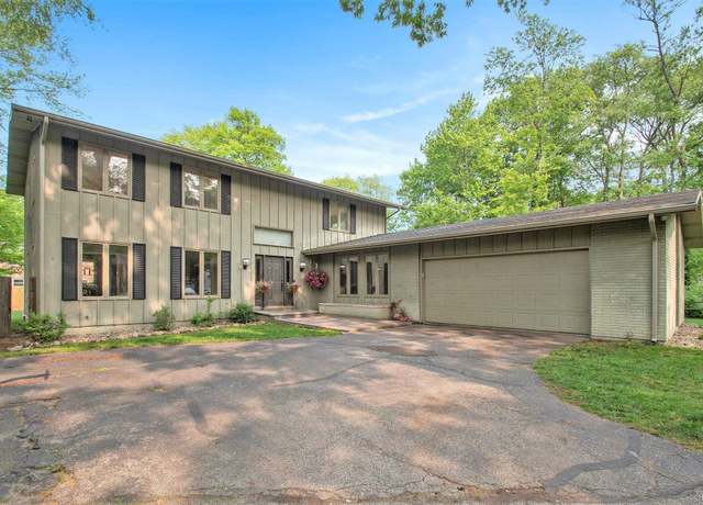 Property at 54559 Whispering Oak Dr, Mishawaka, IN 46545, 5 beds, 2.5 baths