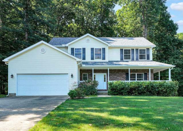 Property at 5561 W Redbud Dr, Ellettsville, IN 47429, 4 beds, 2.5 baths