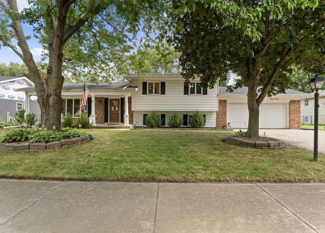 Property at 206 Mount Vernon Dr, Goshen, IN 46526, 4 beds, 3 baths