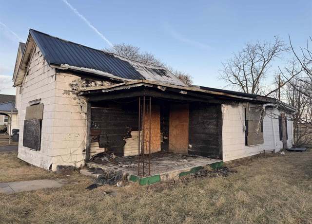 Property at 449 N Main St, Dunkirk, IN 47336, 3 beds, 1 bath
