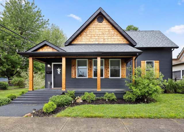 Property at 117 N Market St, Thorntown, IN 46071, 4 beds, 2 baths