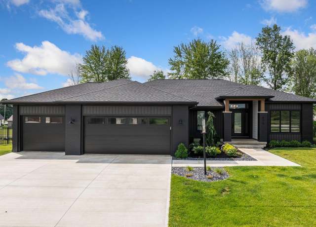 Property at 626 Gatcombe Run, Fort Wayne, IN 46845, 5 beds, 3.5 baths