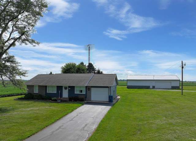 Property at 4627 S 1335 W, Francesville, IN 47946, 3 beds, 2 baths