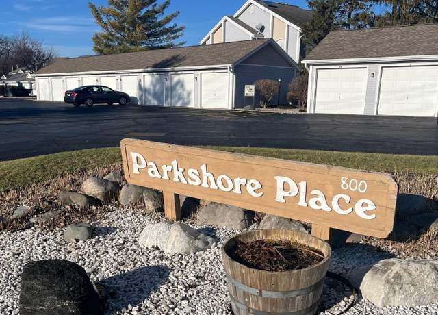 Property at 800 E Arthur St Unit B4, Warsaw, IN 46580, 2 beds, 2 baths