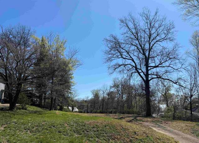 Property at 1701 Russell Ave, Evansville, IN 47720
