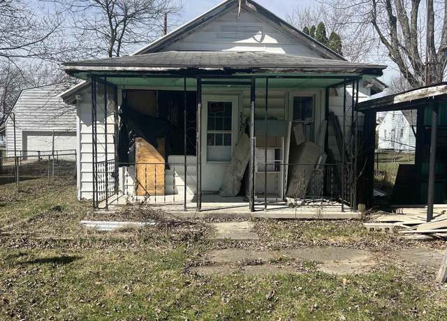 Property at 2007 S Brotherton St, Muncie, IN 47302, 1 bed, 1 bath