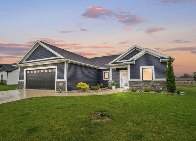 Property at 422 Westward Dr, Butler, IN 46721, 3 beds, 2 baths