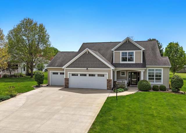 Property at 117 Ems T7b Ln, Leesburg, IN 46538, 4 beds, 2.5 baths