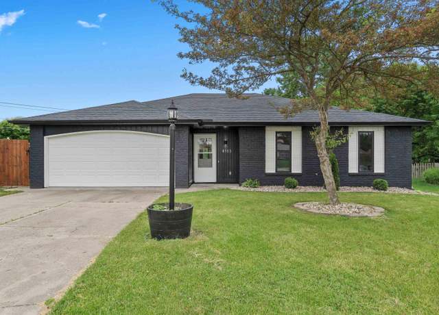 Property at 8113 Northbury Dr, Fort Wayne, IN 46818, 3 beds, 2 baths