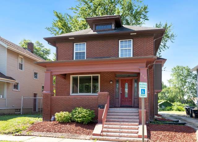 Property at 118 E Wildwood Ave, Fort Wayne, IN 46806, 4 beds, 1.5 baths
