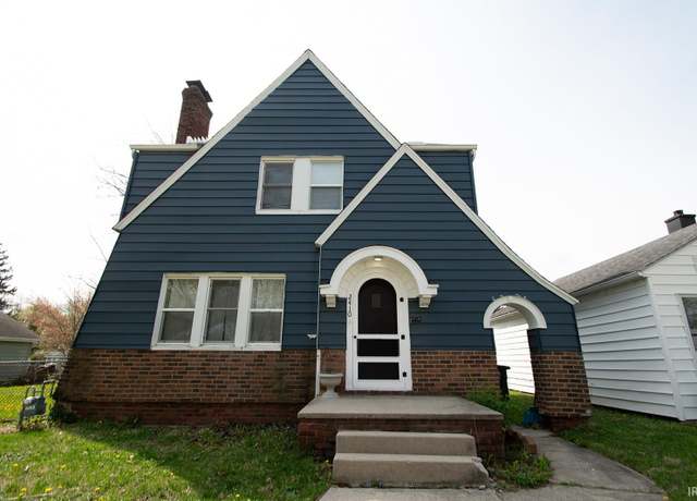 Property at 2410 Curdes Ave, Fort Wayne, IN 46805, 3 beds, 2 baths