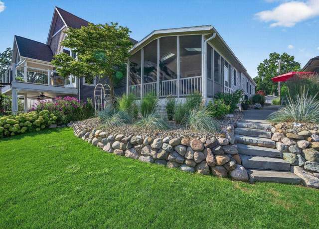 Property at 26010 N Shore Dr, Elkhart, IN 46514, 2 beds, 2 baths