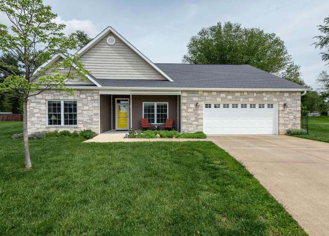 Property at 3900 W Geranium Ln, Bloomington, IN 47404, 3 beds, 2.5 baths