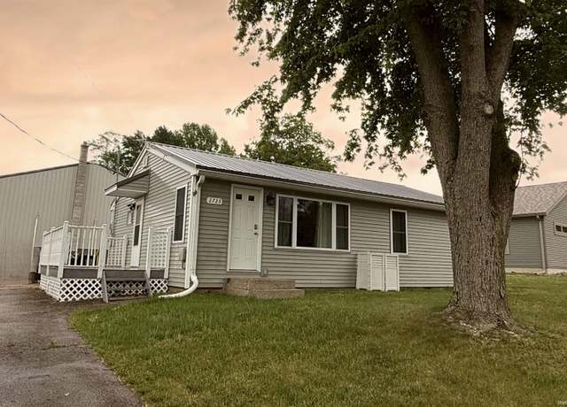 Property at 2723 Westside Rd, Rochester, IN 46975, 3 beds, 1 bath