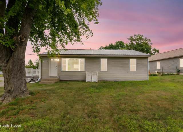 Property at 2723 Westside Rd, Rochester, IN 46975, 3 beds, 1 bath
