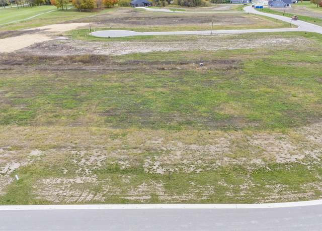 Property at 2207 Golfview Dr, Auburn, IN 46706