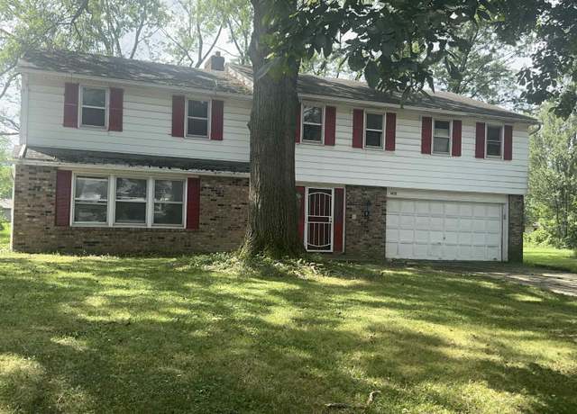 Property at 4408 Tamarack Dr, Fort Wayne, IN 46835, 5 beds, 2.5 baths