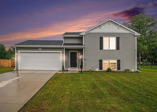 Property at 29833 Dallas Dr, Elkhart, IN 46514, 3 beds, 2 baths