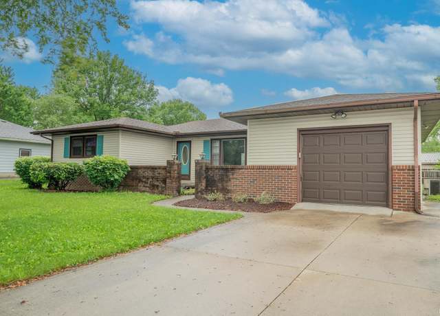 Property at 2305 S Dixon Rd, Kokomo, IN 46902, 4 beds, 2 baths
