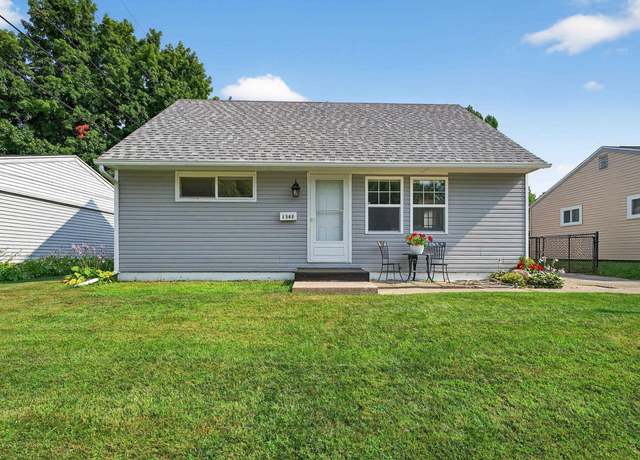 Property at 1342 Byron Dr, South Bend, IN 46614, 3 beds, 1 bath
