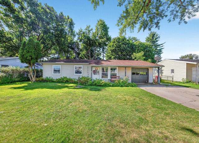 Property at 601 W Superior St, Osceola, IN 46561, 3 beds, 1 bath