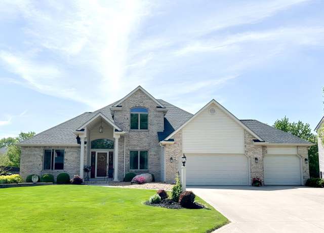 Property at 1604 Brook Ct, Ossian, IN 46777, 3 beds, 2.5 baths