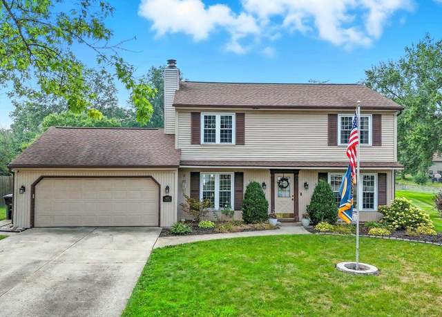 Property at 4617 Innsbruck Dr, Fort Wayne, IN 46835, 4 beds, 2 baths