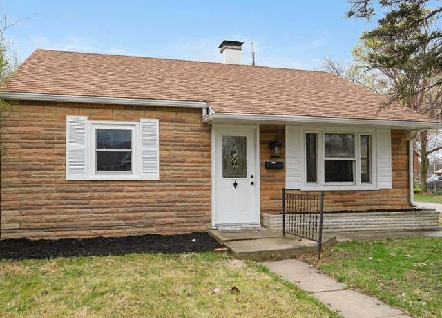 Property at 1835 High St, Fort Wayne, IN 46808, 2 beds, 1 bath