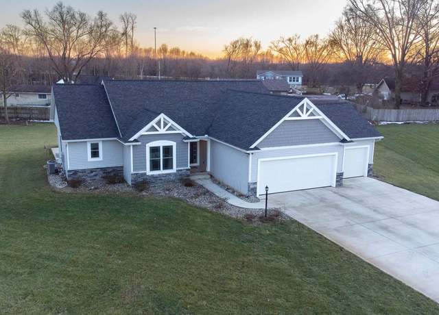 Property at 22360 Via Mazzini, Elkhart, IN 46516, 4 beds, 3 baths