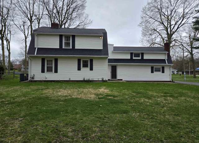 Property at 6123 Miami Rd, South Bend, IN 46614, 4 beds, 1.5 baths