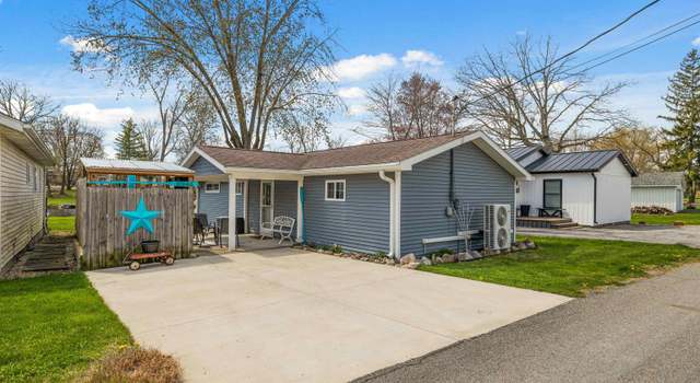 Photo of 946 W 575 South, Wolcottville, IN 46795