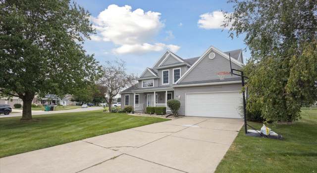 Photo of 13744 Kendallwood Dr, Granger, IN 46530