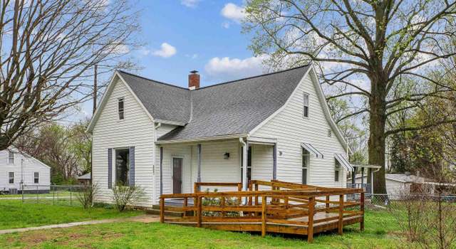 Photo of 507 E Clark St, Owensville, IN 47665