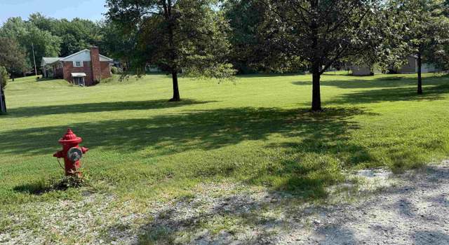 Photo of 922 Russell Rd, Chandler, IN 47610