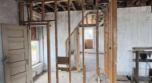 Photo of 75 S Main St, Andrews, IN 46702